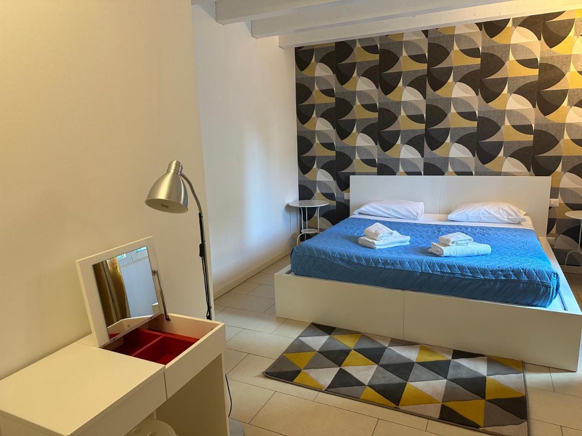 Feel - Accademia Carrara Apartment Бергамо Екстер'єр фото